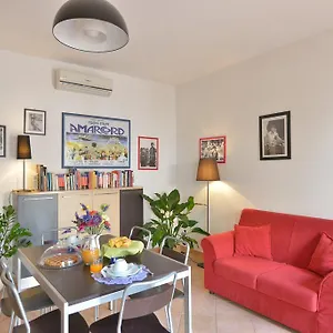 https://amarcord-bb.it-romehotels.com